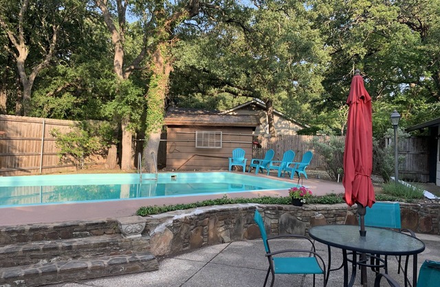 Mediterranean Oasis home with Pool and Grill! PET FRIENDLY!