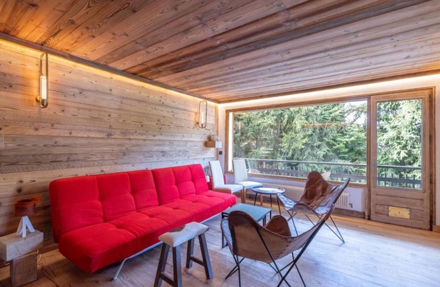 Megève :appartement Neuf en Vieux Bois en Plein Centre du Village: Tout à Pied !