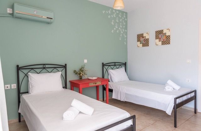 Mema's Home -2 bedrooms-with stunning sea view