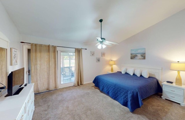 Mesmerizing Magnolia Run 2 Bedroom Golf Villa