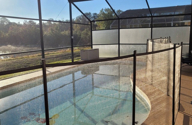 Recientemente renovado / cerrada / Golf / lago / ultramoderna / 15 minutos a Disney