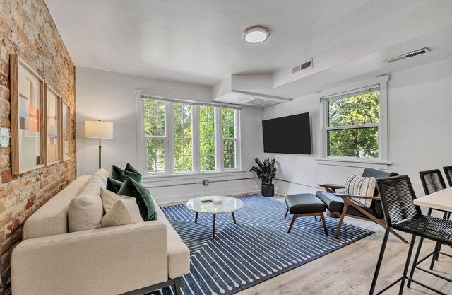 Mid Century Modern SLC Avenues Downtown - 1 BR \ 1 BA