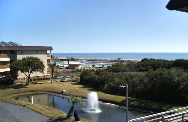 Million Dollar View-King-Bunk Beds w HD TVs-New Kitchen / Bathrm-Free WiFi / Bikes