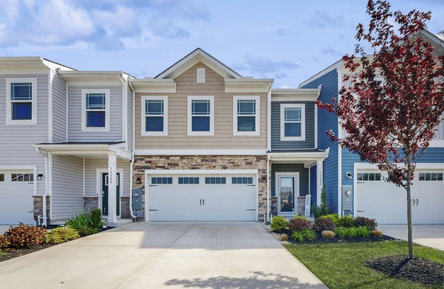 Millville by the Sea townhome with clubhouse, pools & wellness center access