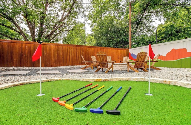 ⛳ ¡Mini Golf! A poca distancia del AT&T Stadium y del Globe Life