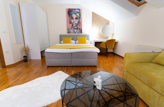 Mini Hotel RiverLux Apartments
