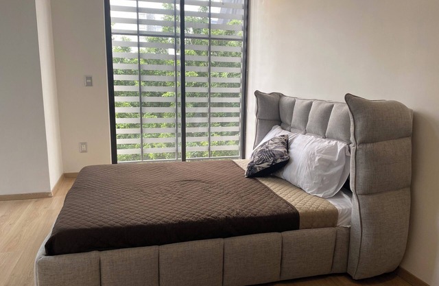 Minimalist hub 3 Bedroom / Daily Clean
