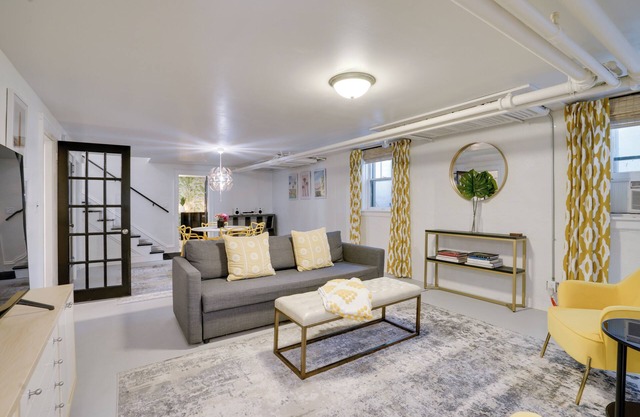 Cozy + Chic Minneapolis Home: 5 Mi to Dtwn!