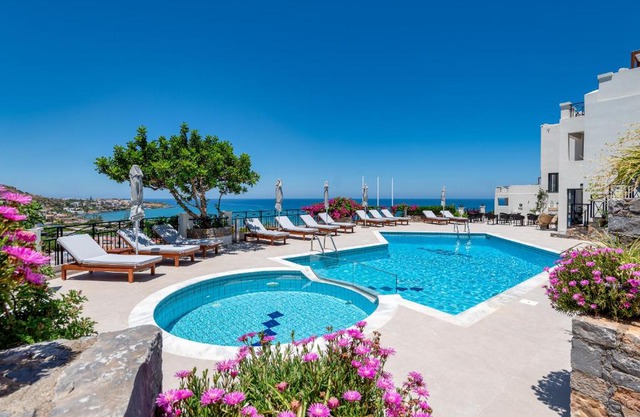 Minois Boutique Hotel