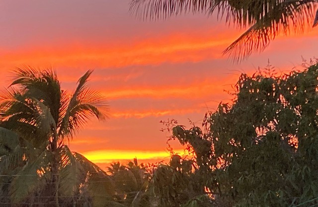 Miramar Villas Beautiful heated pool & pickleball court. Mariana has it all!