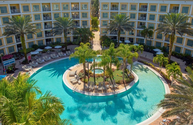 MIRROR WORKOUT Pet-Friendly Apartment near Disney