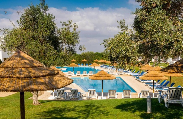 Apartamento Moana 2, piscina, estacionamiento, wifi, aire acondicionado, balcón, jardín,!Nuevo!