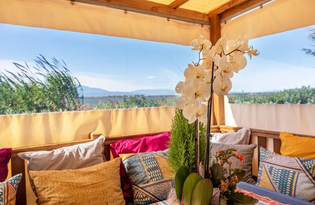 Casa móvil 'Camping Siblu Vue Sur Canigou' con vistas al lago, piscina compartida y Wi-Fi
