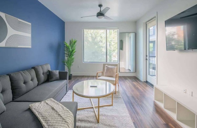 Bright Tempe 1BD with Pool Gym Parking!