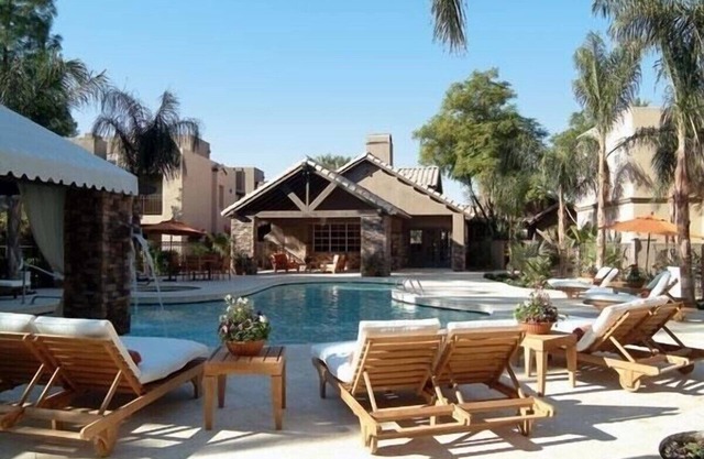 Modern 2BR/2BA Retreat: Ground Floor/Pool, Spa, Gym/North Scottsdale Getaway