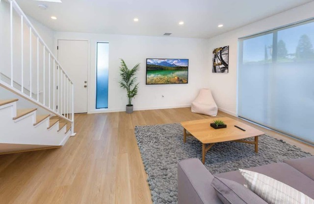 Modern 2BR Back House w/ TVs & Full Kitchen