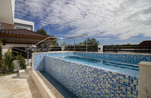 Modern 4-BR Villa in Gated Community