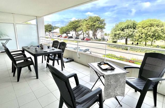 Moderno apartamento 42m² cerca playa, Wi-Fi, Se admiten mascotas, Aparcamiento privado