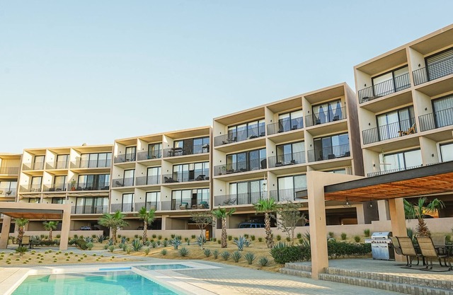 Modern and spacious condo with 3 balconies