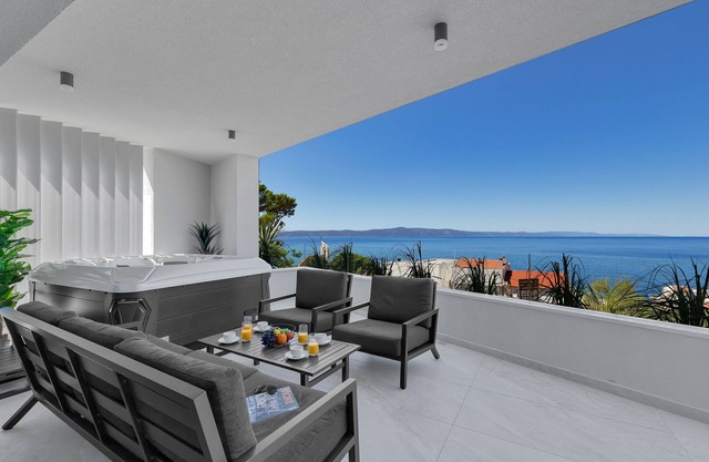 Modern apartman Soll is located a few steps from the Beach Drašnice.