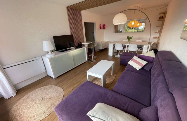 Apartamento moderno, 2 dormitorios, terraza con vistas al mar,
