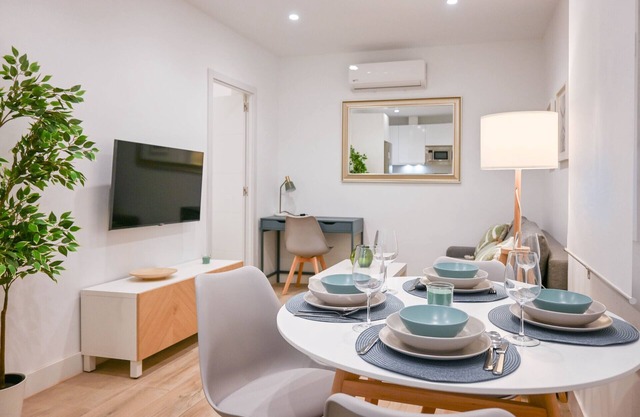 Apartamento Moderno en Acacias con Excelente Ubicación en el Centro de Madrid