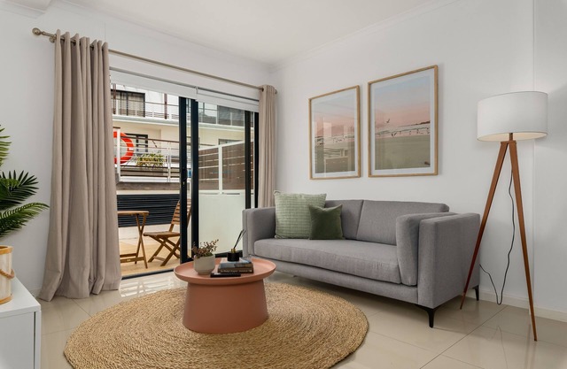 Modern Big Bay Apartment | Wifi