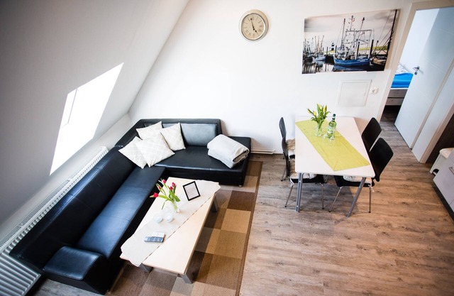 Moderno, luminoso apartamento dúplex, a pocos minutos de la playa, zona tranquila