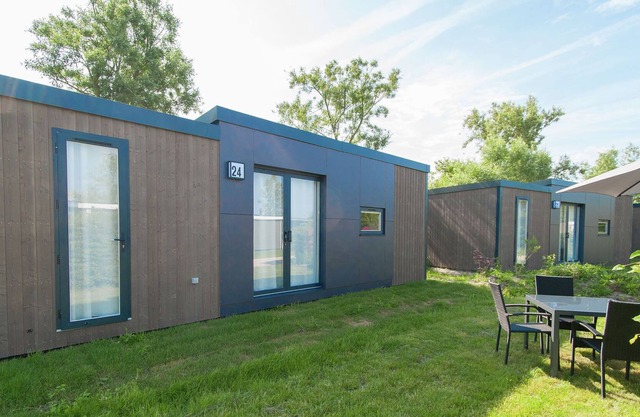 chalet moderno, con dos baños, cerca del Mar del Norte