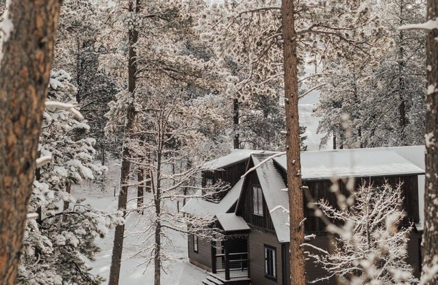 Casa de cabina completamente nueva en Boulder Canyon, perfecta para el Rally 2018 de Sturgis.