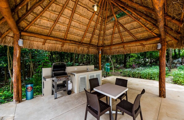 Condominio moderno en la comunidad cerrada. Piscina, WiFi en un magnífico entorno tropical y tranquilo