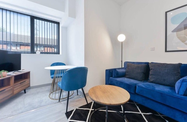 Cosy & Bright 1 Bed Budget Apartment Dudley