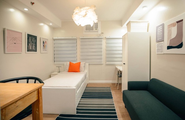 Modern & Cozy 2Bed Studio in Katipunan w/ All Essentials+Fast Internet+Netflix