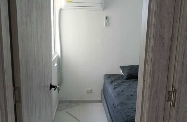 Moderno Apartamento Familiar: Comodidad, Espacio y Ubicación Perfecta.