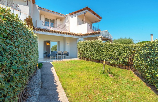 Moderna casa de vacaciones "Villa Rosa dei Venti" cerca de la playa y con vistas al mar