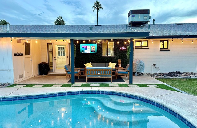 Modern Home w/ Pool Near ASU & Scottsdale | Family Friendly