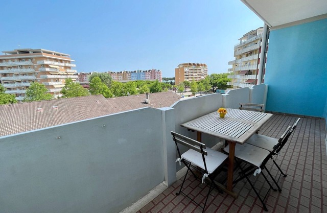 Luminoso apartamento con terraza - Beahost