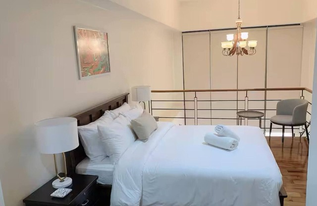 Modern Makati Condo for Rent - City Views & Convenience