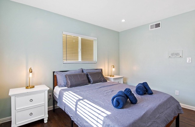 Modern Mid Century home with pool