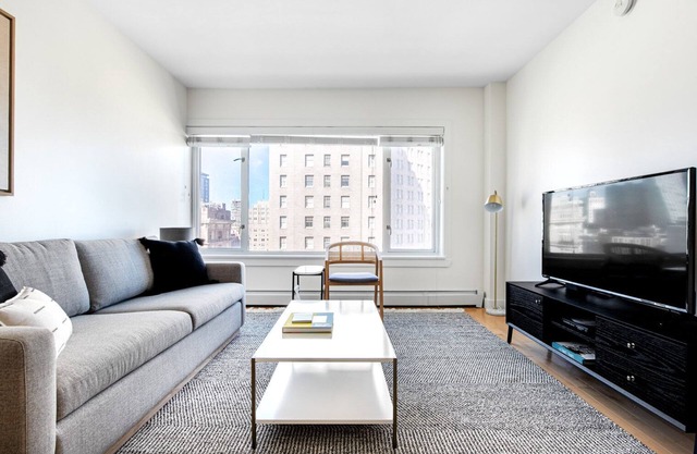 Modern Nob Hill 1BR w/ Sauna, Gym, Stunning City View, by Blueground