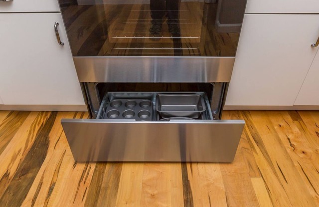 (11) Limpio, moderno apartamento de 1 dormitorio