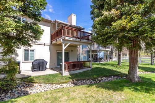 Moler Lake House & Northshore Getaway