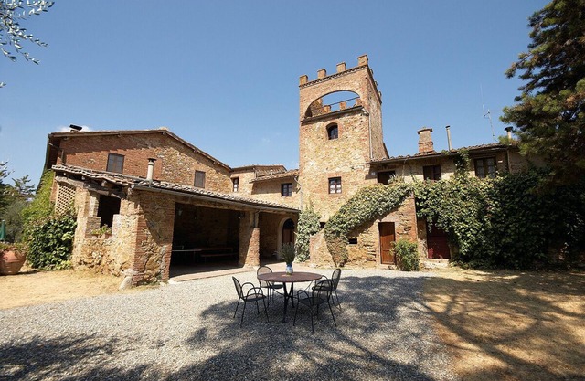 Torre montechiaro en Siena - Toscana