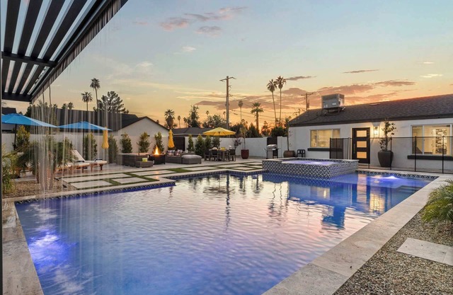 Montecito Luxe: 3-Villa Retreat w/ Pool Courtyard