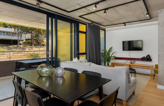 Morden Apartment at the Peak of Bo-Kaap | Pool