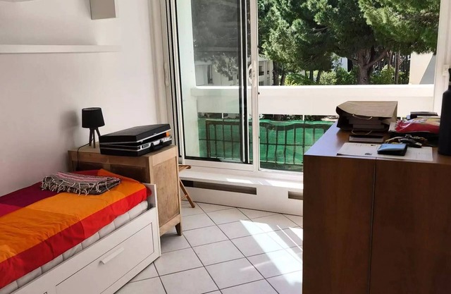 Im Stadtzentrum, klimatisiertes Apartment mit Parkplatz N72