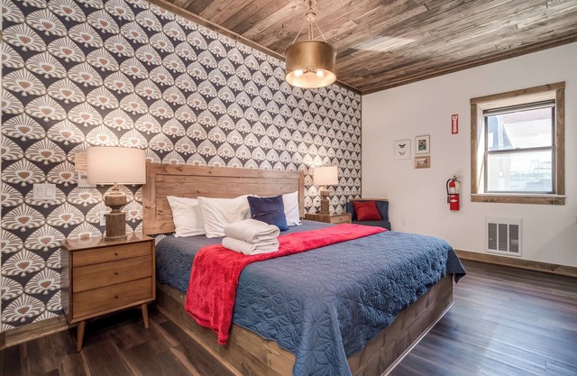 Boutique Hotel Vibes + Walkable Prescott