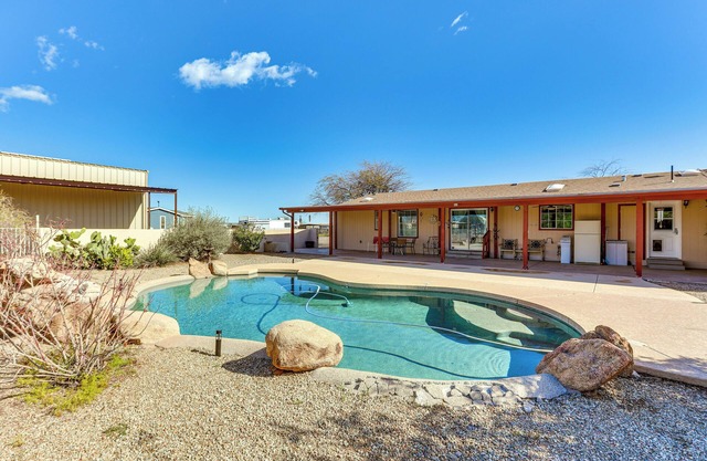Morristown Home w/ Private Pool & Covered Patio!