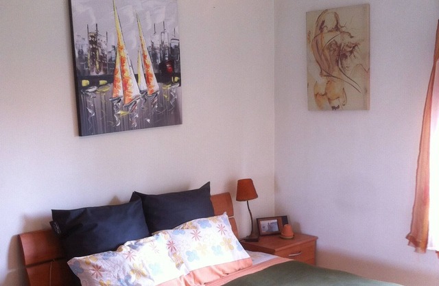 ¡Moscavide número 1, casa de huéspedes M1! Bonito apartamento de 3 dormitorios al norte de Lisboa!