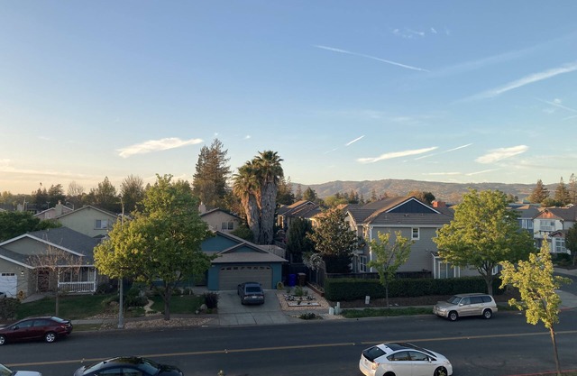 /motivated for long-term renters/ 3/2.5, 2-car garage, ~360 mbps wifi